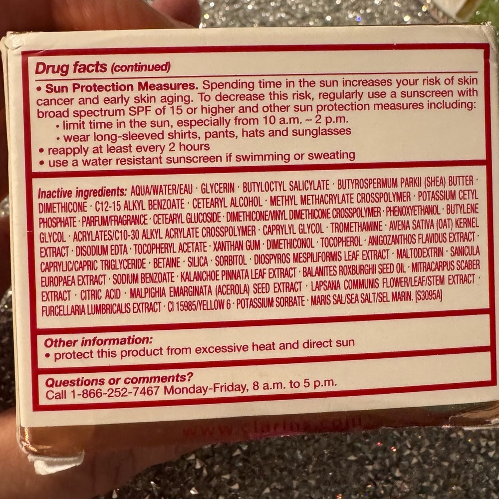 Clarins Firming Day Cream - Picture 9 of 15